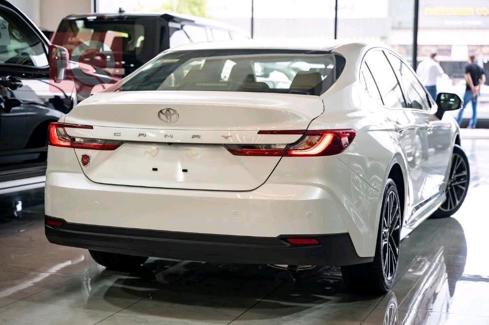 تۆیۆتا کامری